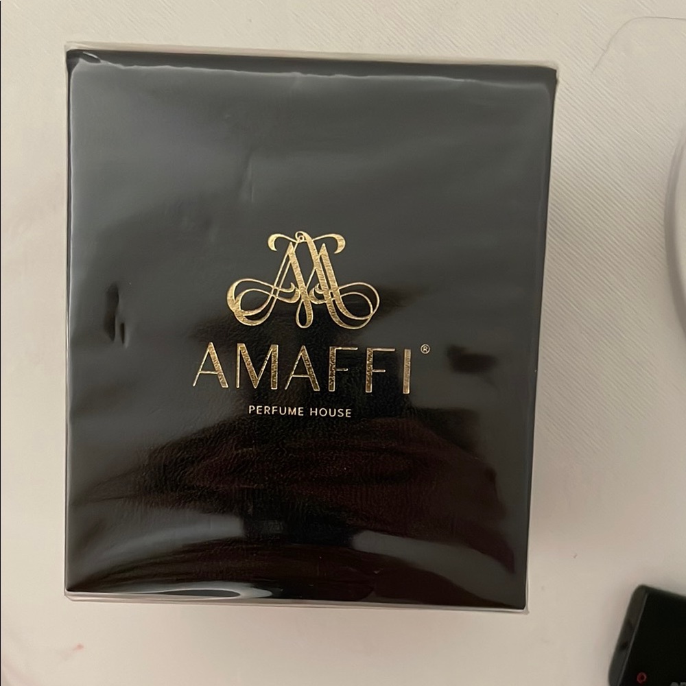 Black and Gold Perfume Box